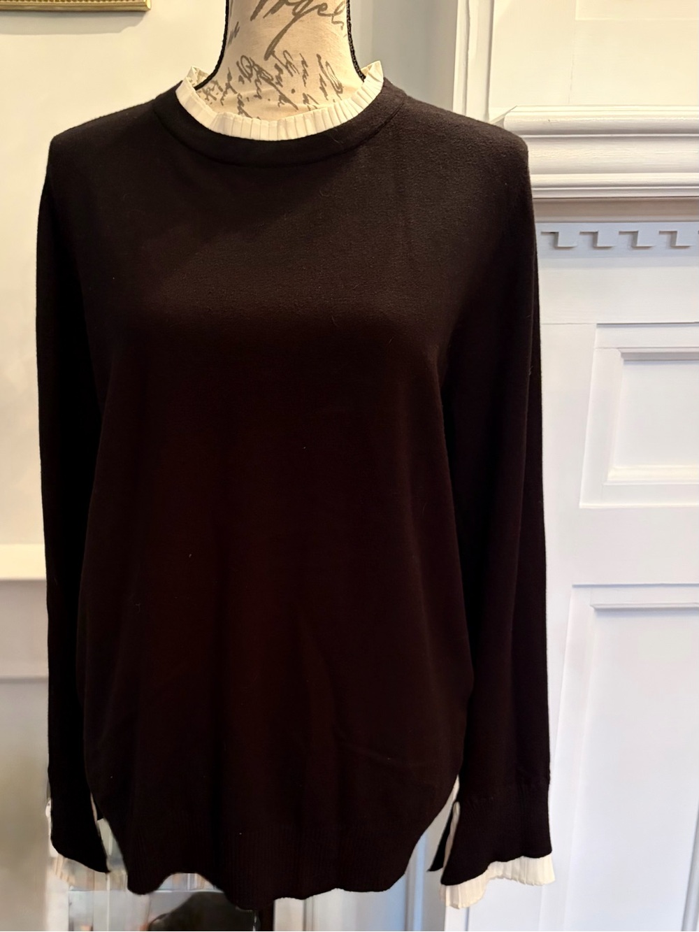 MILANO Black Top with White Pleated Mock Collar